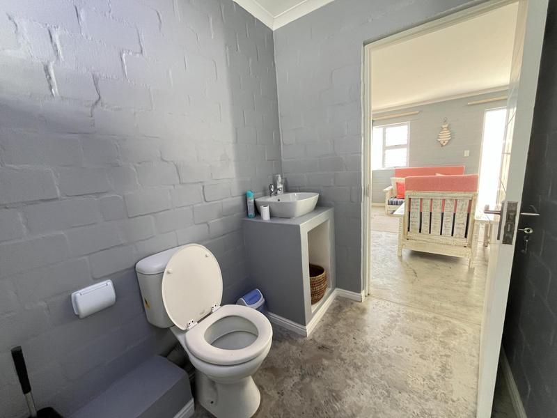 5 Bedroom Property for Sale in Dwarskersbos Western Cape